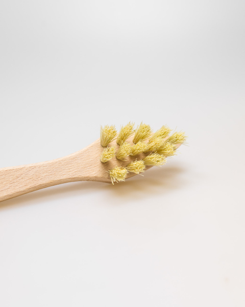 Wildleder-Bürste Herzform / Agave hell